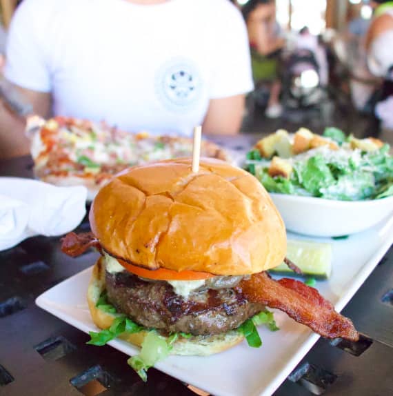 コナ ブリューイング ハワイカイ（Kona Brewing Hawaii Kai）&nbsp;　Kulana Bacon CheeseBurger